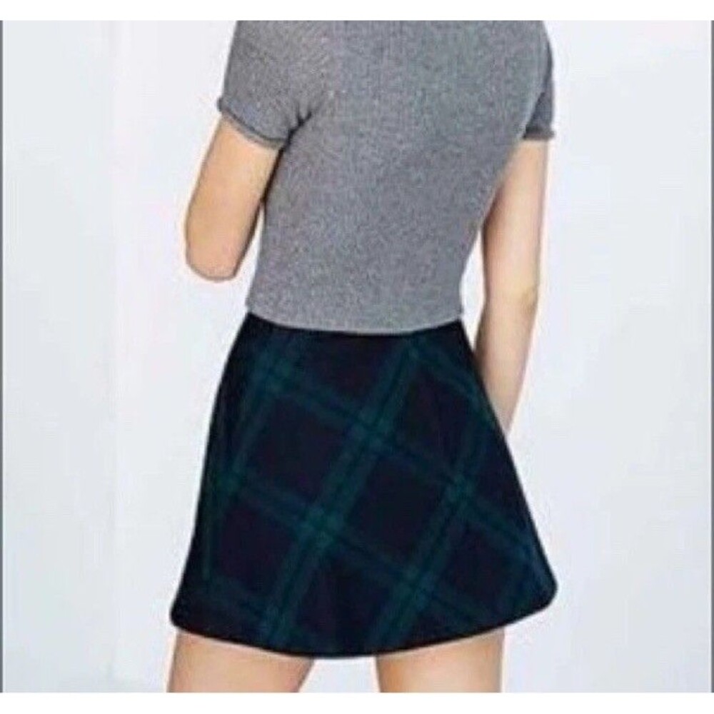 Silence + Noise UO Cher Green Plaid Mini Skirt~Size 6/ Small - Picture 5 of 16